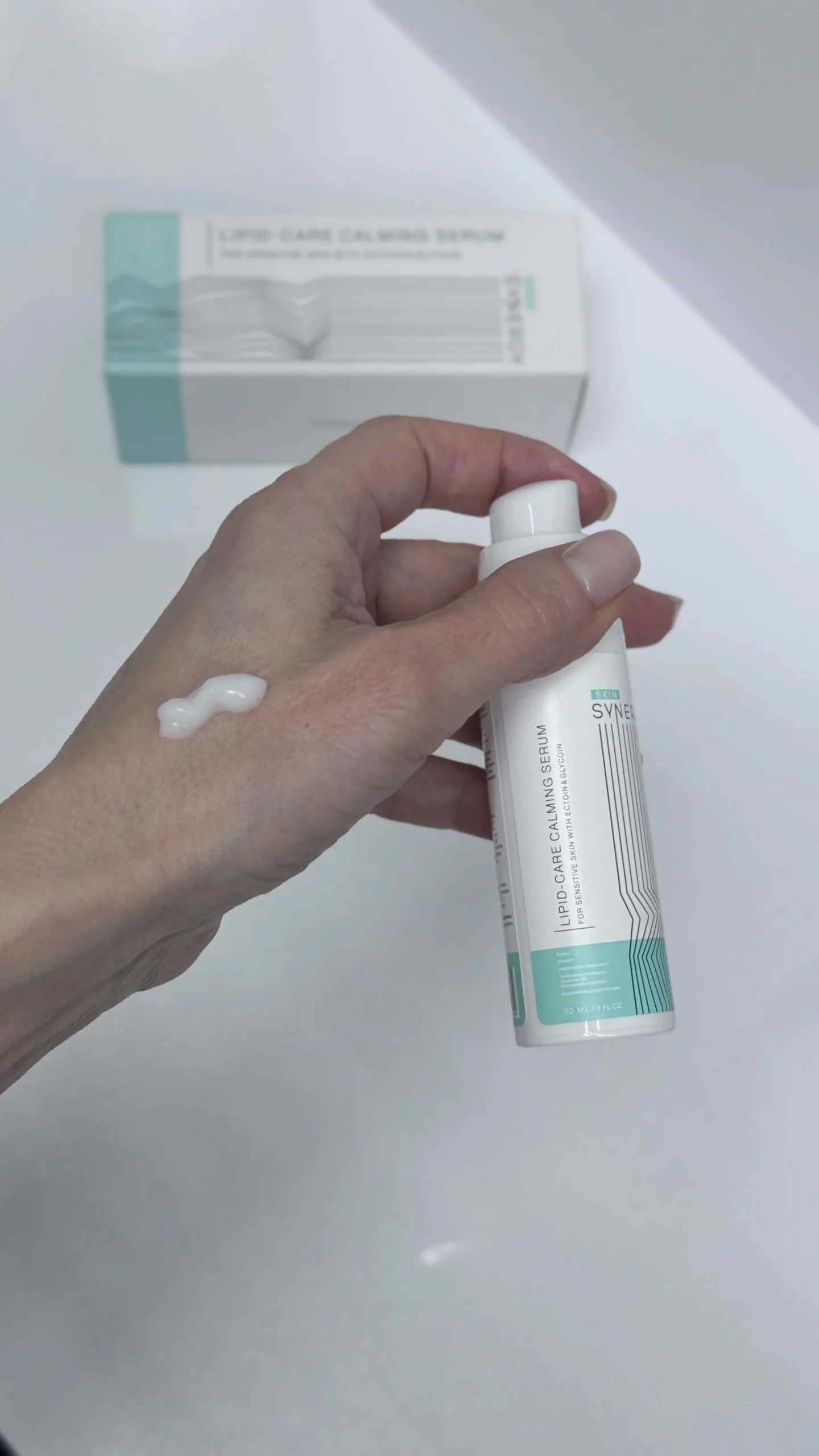 SKIN SYNERGY LIPID-CARE CALMING SERUM, 30ml.